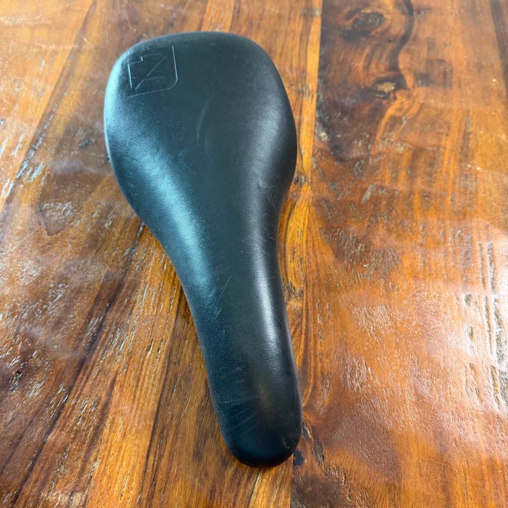 Bontrager Bicycle Saddle Black Mountain Road Bike Seat Steel Rails 10.5" x 5.5"